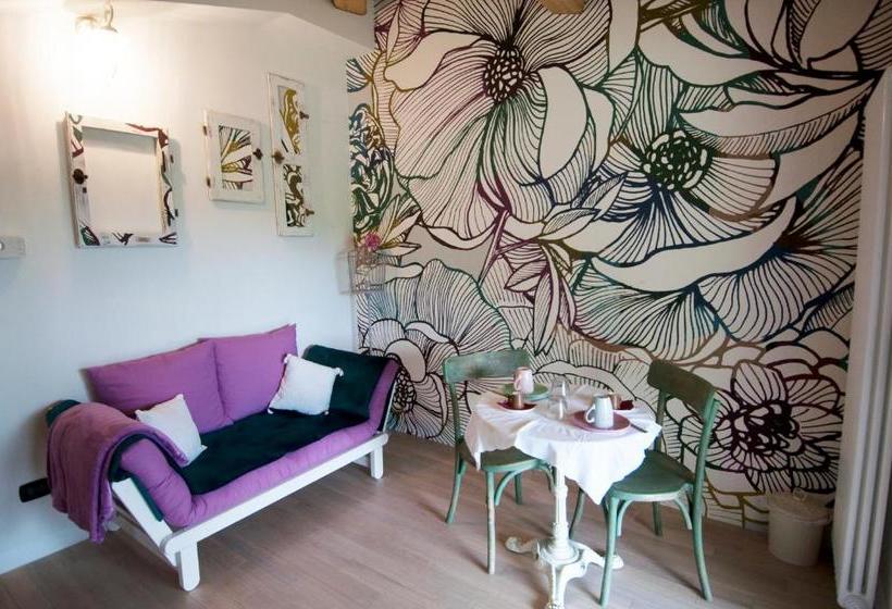 مبيت وإفطار La Casina Di Cioccolata