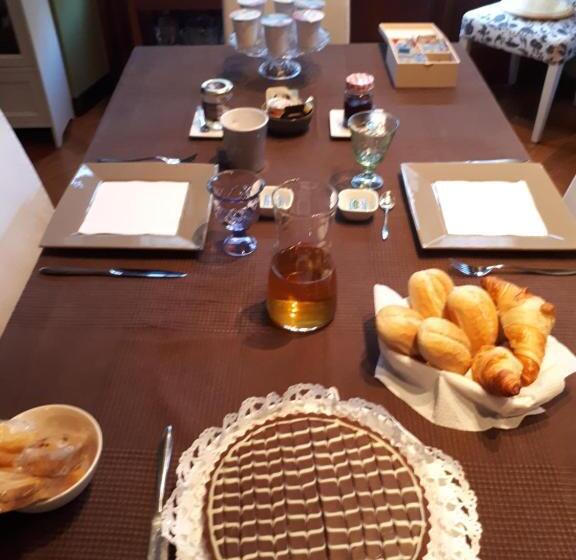 住宿加早餐  La Taverna Dei Gufi