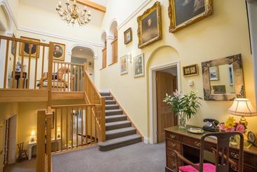 Higher Gitcombe Boutique Bed And Breakfast
