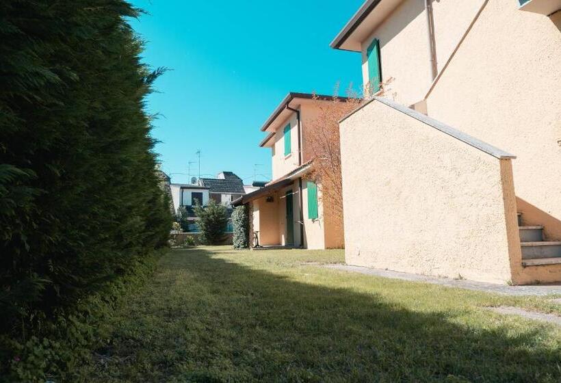 Отель Albergo Ristorante Elena