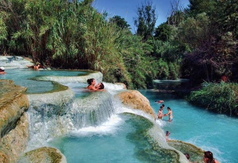 فندق 8380 Camere Mastro