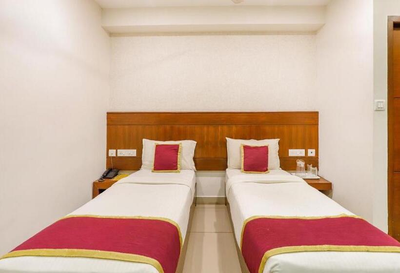 هتل The Mount City Near Us Consulate