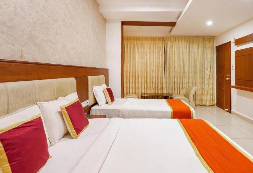 هتل The Mount City Near Us Consulate