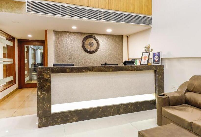 هتل The Mount City Near Us Consulate