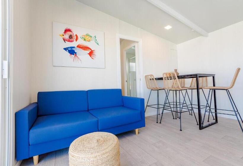 فندق Costa Del Sol Glamping Village