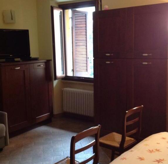 مبيت وإفطار La Corte Di Brusuglio Apartments