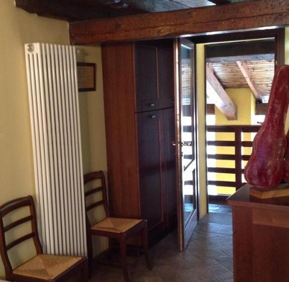 مبيت وإفطار La Corte Di Brusuglio Apartments