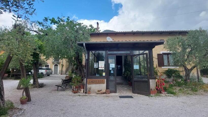 مبيت وإفطار Agriturismo Macchiapiede