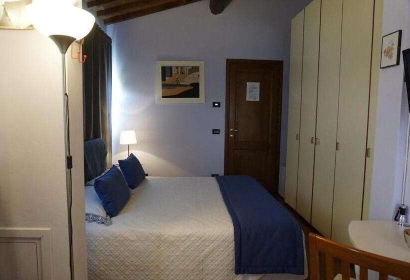 مبيت وإفطار La Corte Di Ronzano