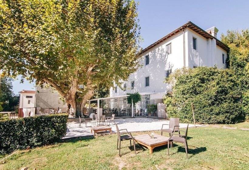 تختخواب و صبحانه Villa La Bianca