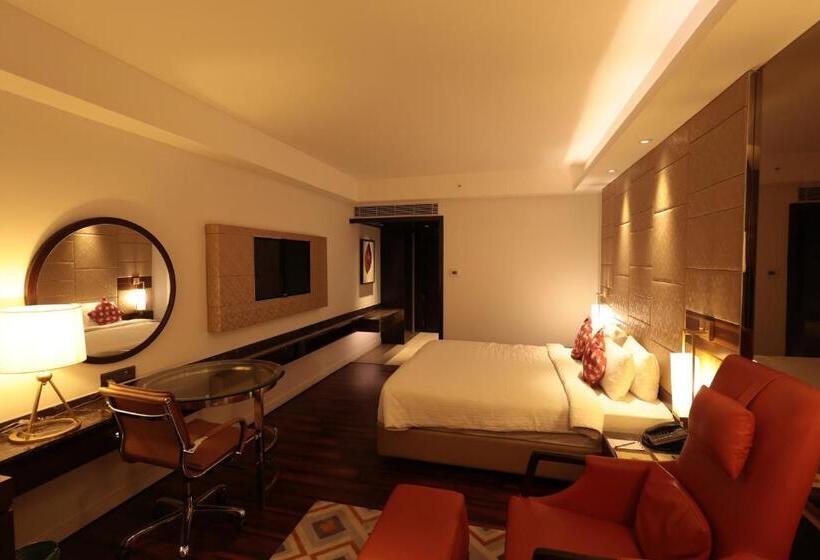 ホテル Cenneys Gateway