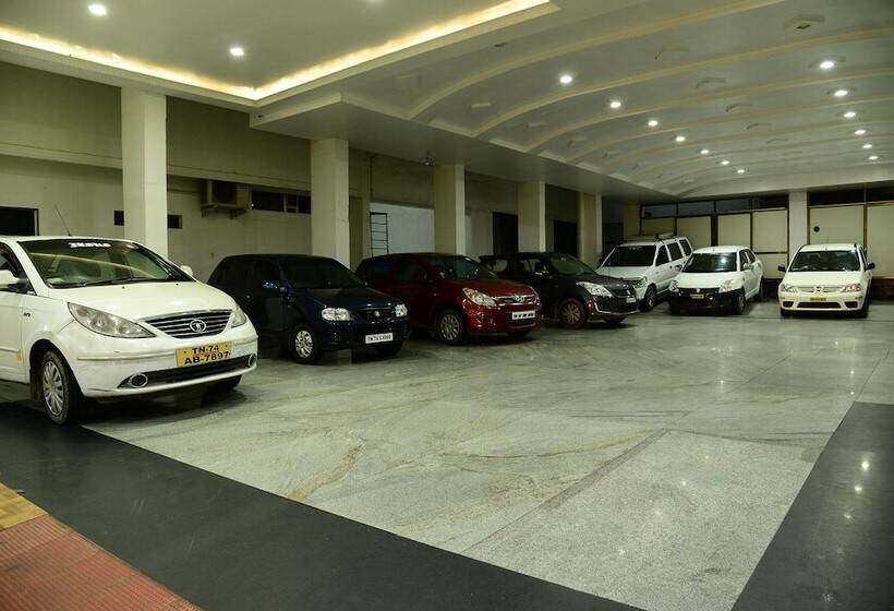 בית מלון כפרי Tri Sea