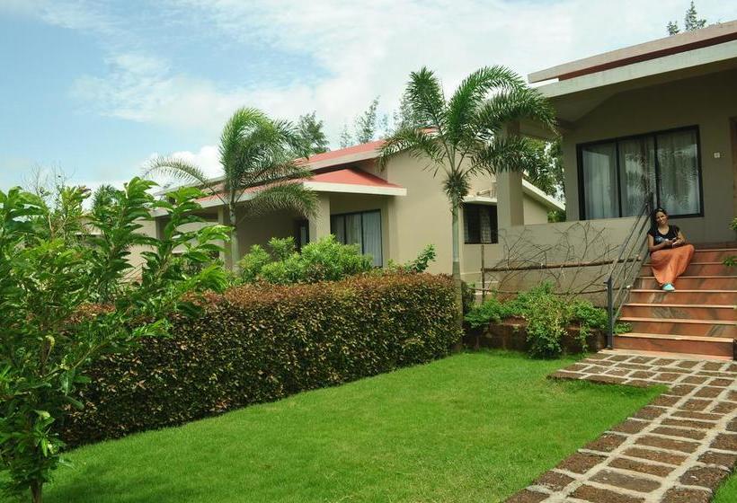 Nakshatra Beach Resort