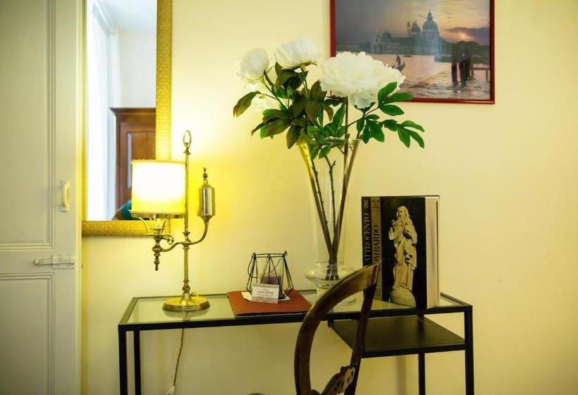 تختخواب و صبحانه Casa Elide