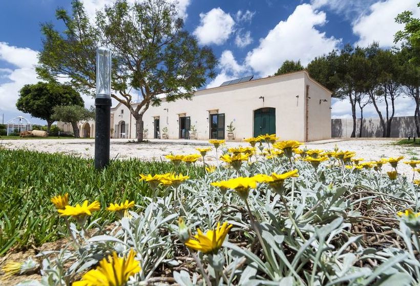 تختخواب و صبحانه Casale Domè