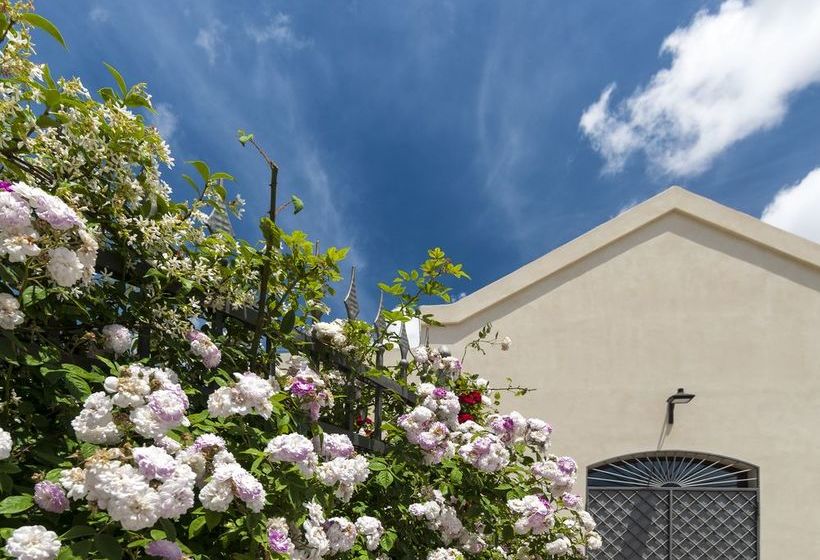 تختخواب و صبحانه Casale Domè