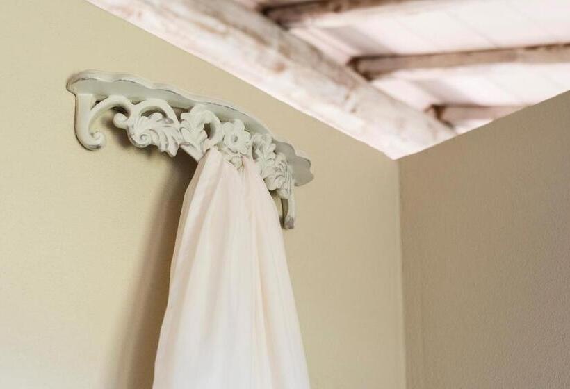 مبيت وإفطار Dimora Santa Margherita   Relais Di Charme