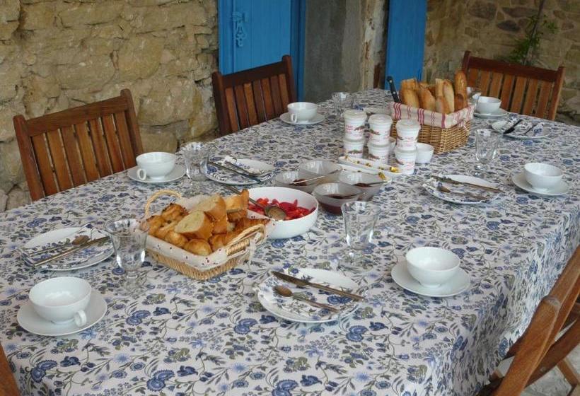 مبيت وإفطار Le Mas Saint Jacques