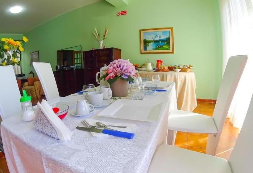 تختخواب و صبحانه Rosa Di Mare