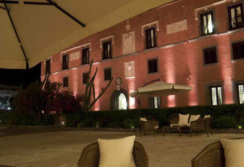 هتل Castello Di Casapozzano