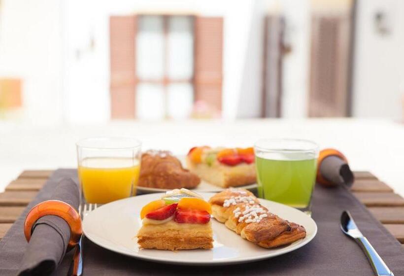 تختخواب و صبحانه Bianco Sale Trapani