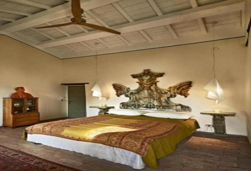 Bed and Breakfast Corte Della Maesta Antica Residenza