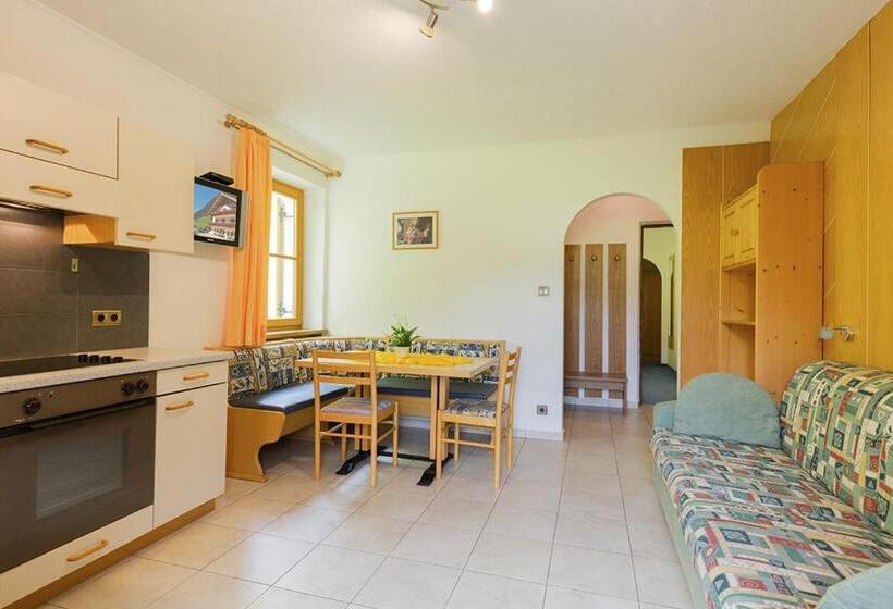 مبيت وإفطار Garni Bergland