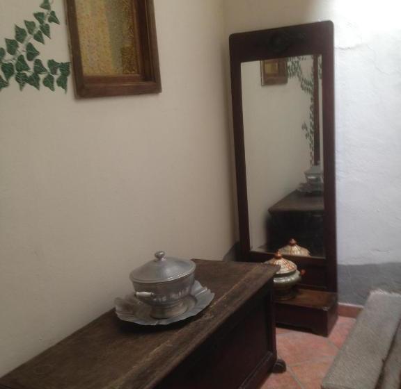 مبيت وإفطار Labarchettaok