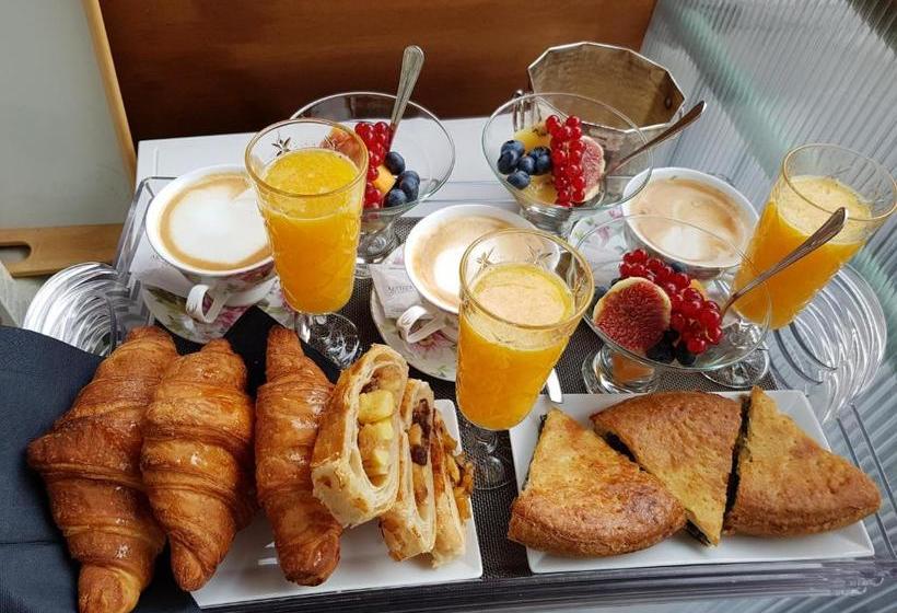 تختخواب و صبحانه Althea Inn Roof Terrace