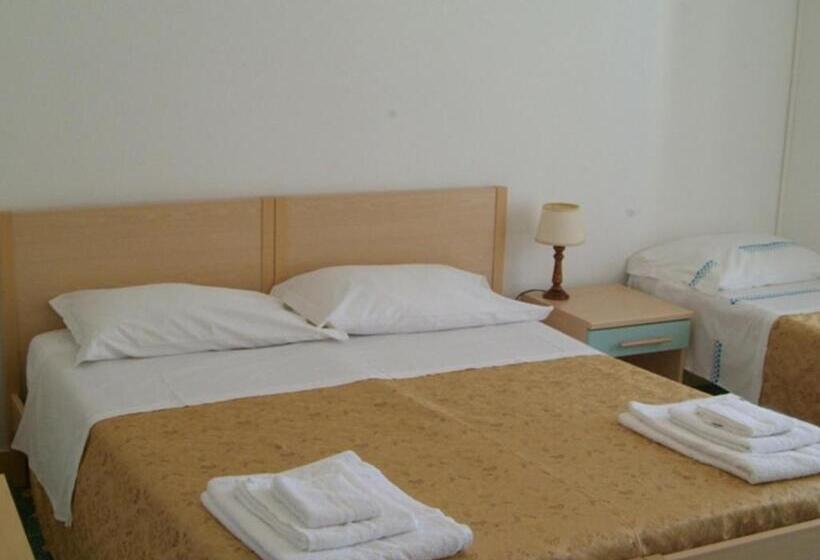 בית מלון כפרי Aurora