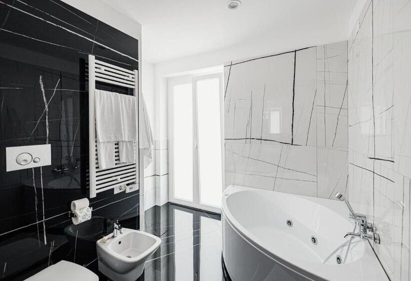 فندق Nuova Grottella