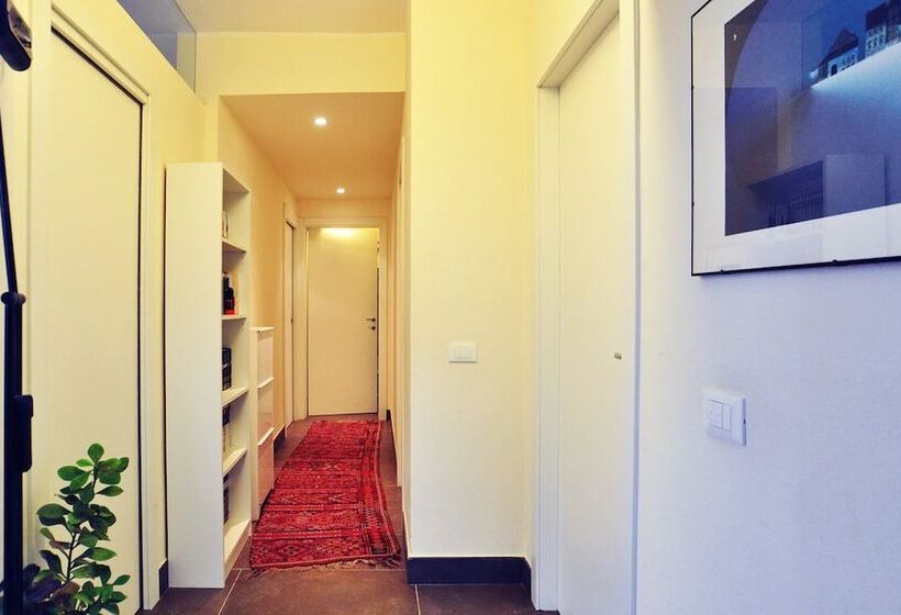 Bed and Breakfast Art House Quartu   Margine Rosso