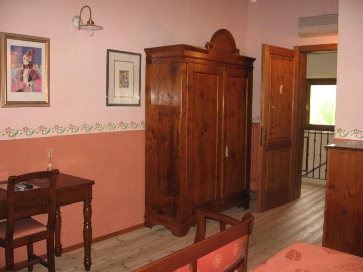 ベッドアンドブレックファースト Casa Del Contrabbandiere