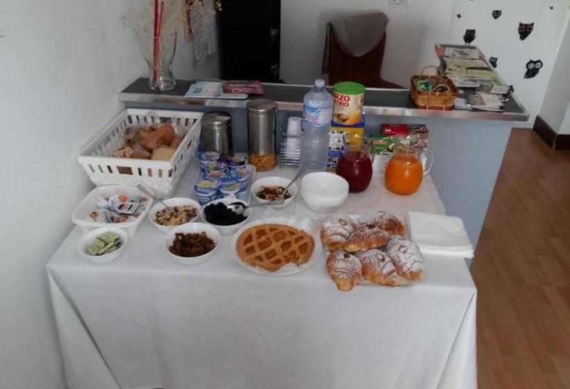 تختخواب و صبحانه Guest House Artemide