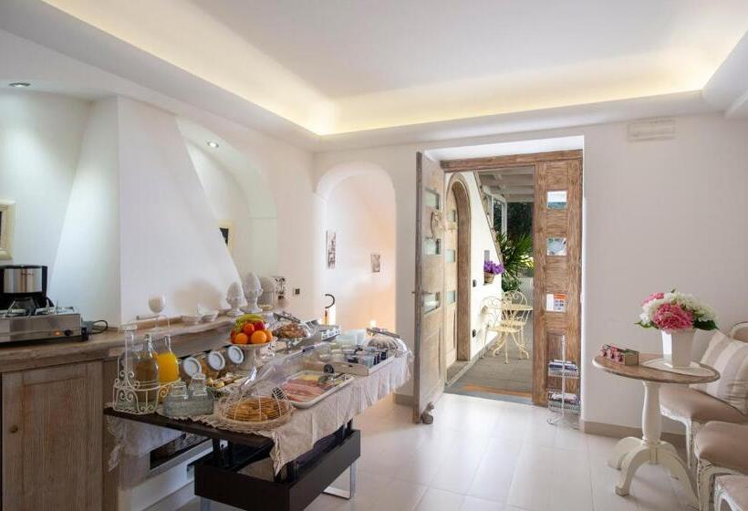 住宿加早餐  La Maurella