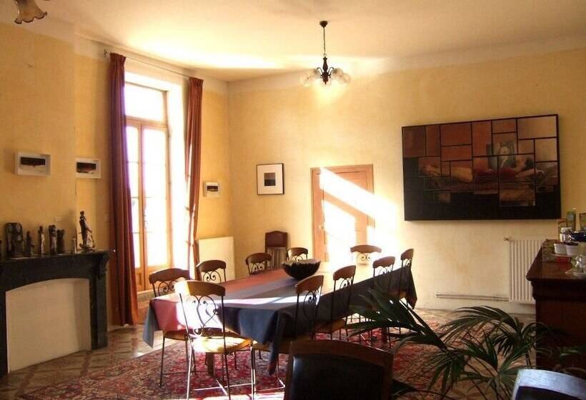 ベッドアンドブレックファースト Le Relais De Tamaroque