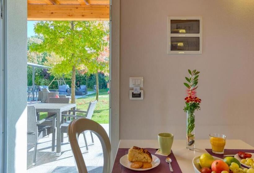 تختخواب و صبحانه Agriturismo Corte Aurea