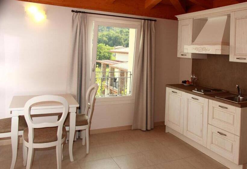 تختخواب و صبحانه Agriturismo Corte Aurea
