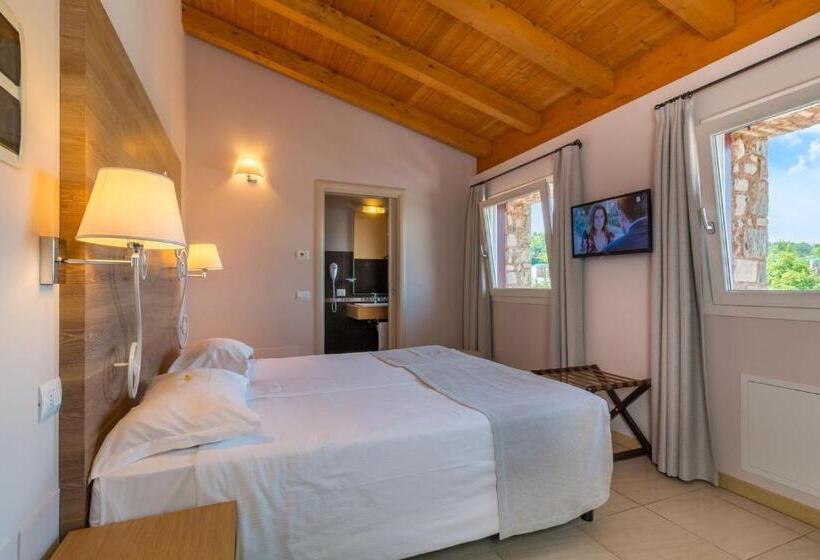 تختخواب و صبحانه Agriturismo Corte Aurea