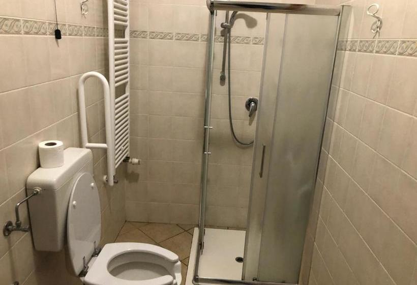 مبيت وإفطار Il Gatto E La Volpe