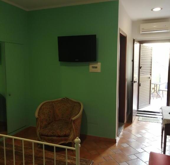 تختخواب و صبحانه Villa Felice