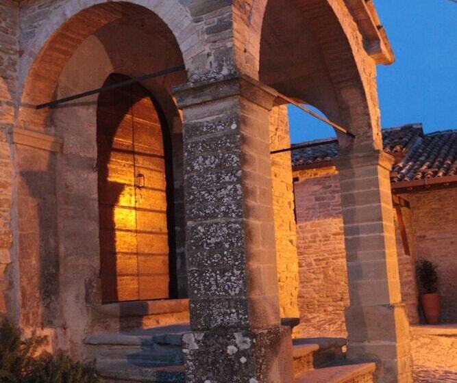 فندق Agriturismo Biologico Castello Della Pieve