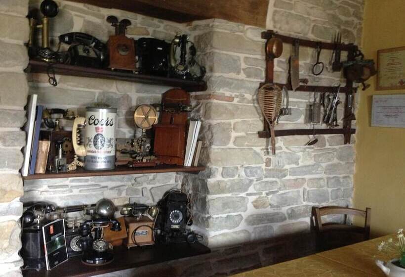 فندق Agriturismo Biologico Castello Della Pieve