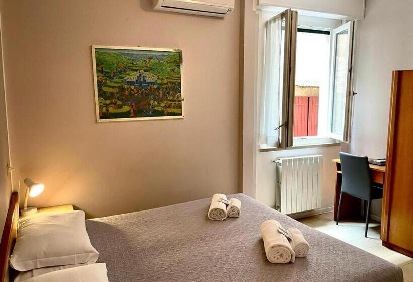 هتل Albergo Tecla