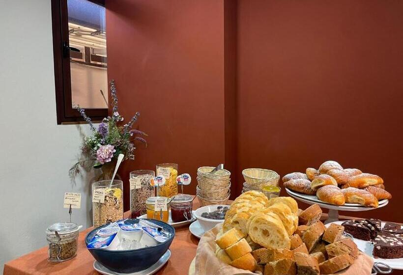 هتل Albergo Tecla