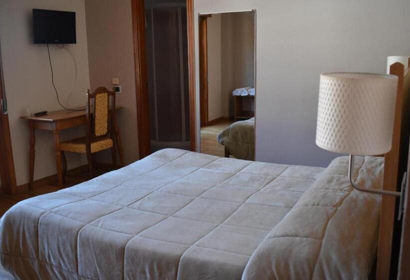 Lo Sciatore Hotel & Restaurant