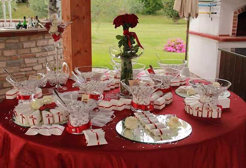 فندق Relais Madonna Di Campagna