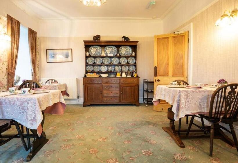 住宿加早餐  Gwrach Ynys Country Guest House