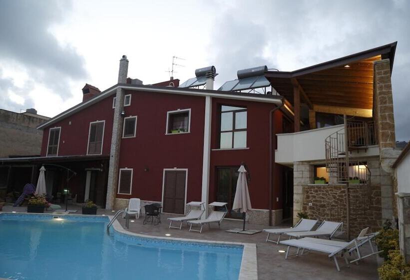 تختخواب و صبحانه Il Quadrifoglio