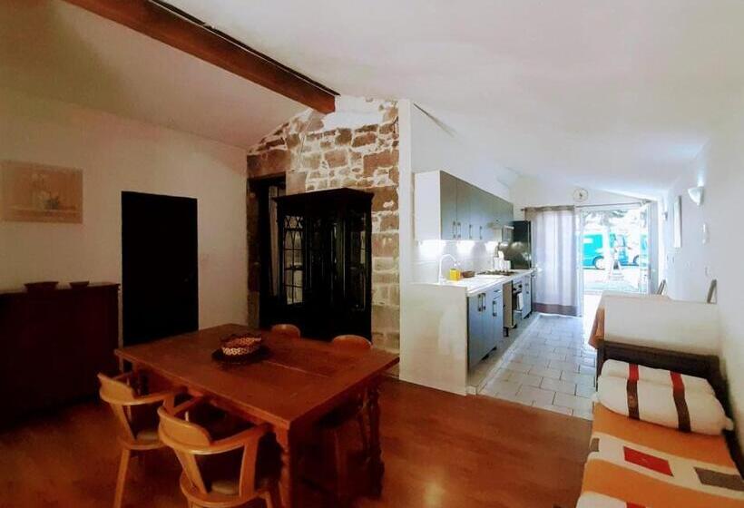مبيت وإفطار Les Chambres Du Clos Des Capucins